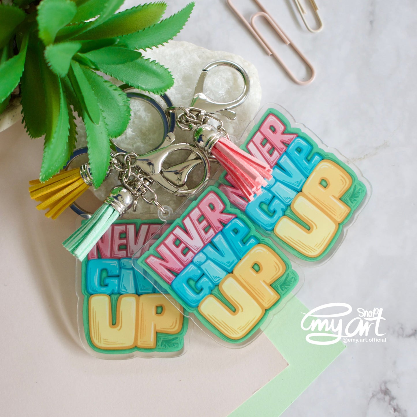 Acrylic Keychain - NEVER Give UP